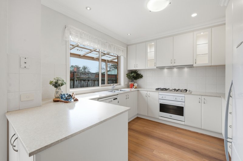 Photo - 4/17 Mullum Mullum Road, Ringwood VIC 3134 - Image 4