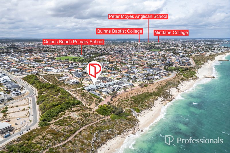 Photo - 4/17 Royal James Court, Quinns Rocks WA 6030 - Image 2