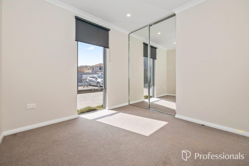 Photo - 4/17 Royal James Court, Quinns Rocks WA 6030 - Image 9