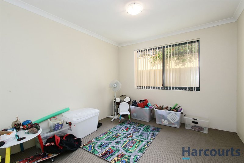 Photo - 4/17 Sinclair Street, Armadale WA 6112 - Image 8