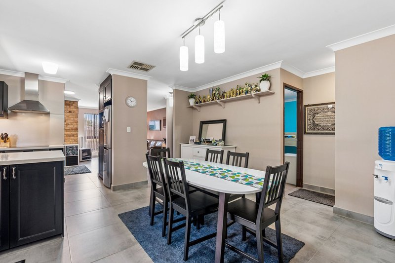 Photo - 417 Spencer Road, Thornlie WA 6108 - Image 4