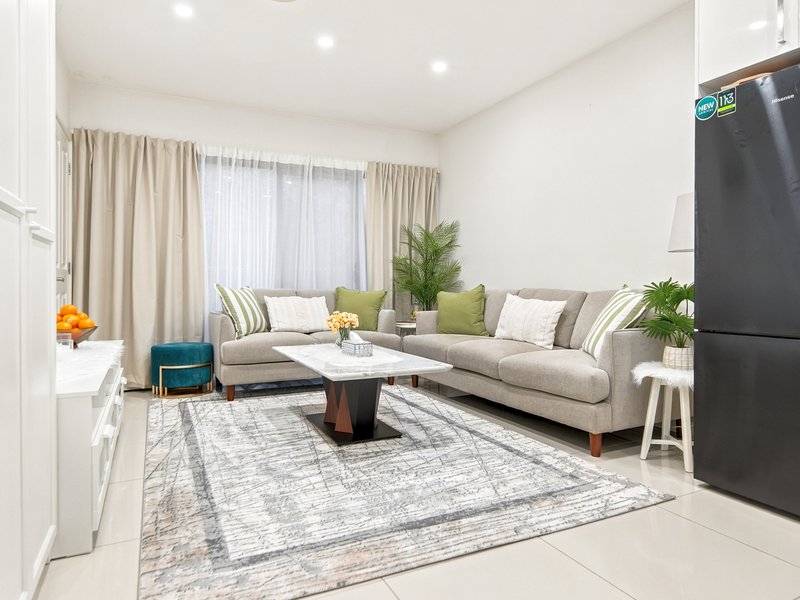 Photo - 4/17 Stuart Street, Noble Park VIC 3174 - Image 2