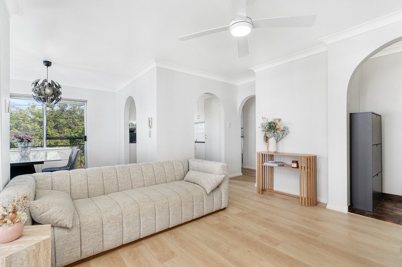 Photo - 4/17 View Street, Chermside QLD 4032 - Image 2