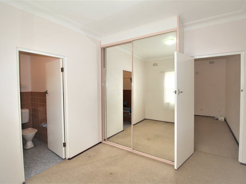 Photo - 4/17 Warialda Street, Kogarah NSW 2217 - Image 7