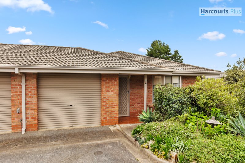 Photo - 4/17 Zwerner Drive, Hallett Cove SA 5158 - Image 2