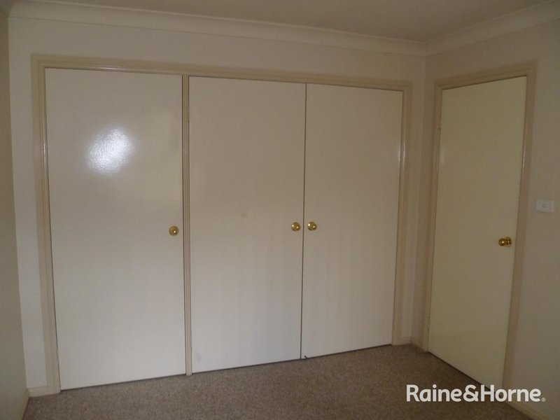 Photo - 4/170 Mclachlan Street, Orange NSW 2800 - Image 7