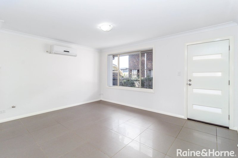 Photo - 4/171 Canberra Street, St Marys NSW 2760 - Image 2