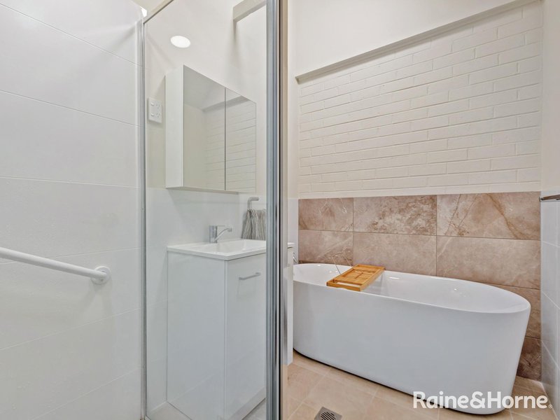 Photo - 4/172 Suttor Street, Windradyne NSW 2795 - Image 9