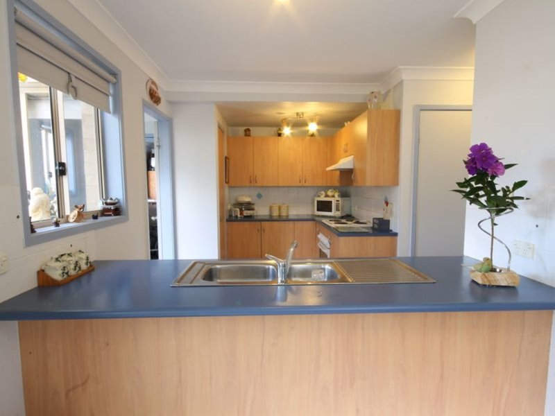 Photo - 4/174 Macleans Point Road, Sanctuary Point NSW 2540 - Image 3