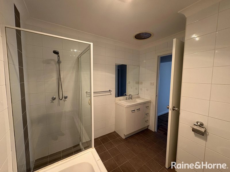 Photo - 4/175 Lake Road, Elermore Vale NSW 2287 - Image 5
