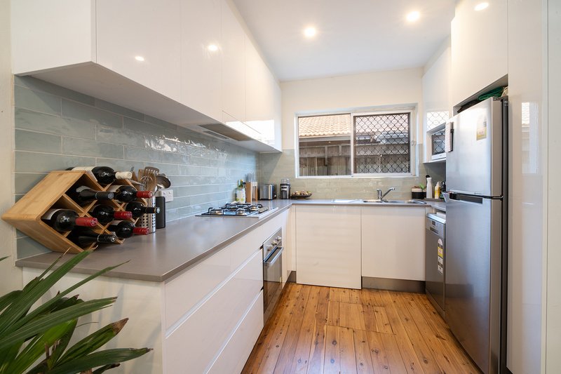 Photo - 4/176 Ocean Street, Narrabeen NSW 2101 - Image