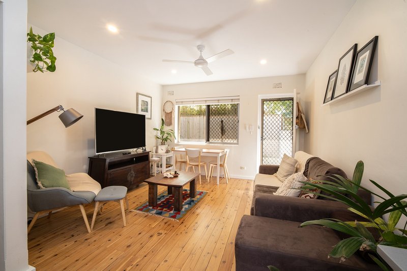 Photo - 4/176 Ocean Street, Narrabeen NSW 2101 - Image 3