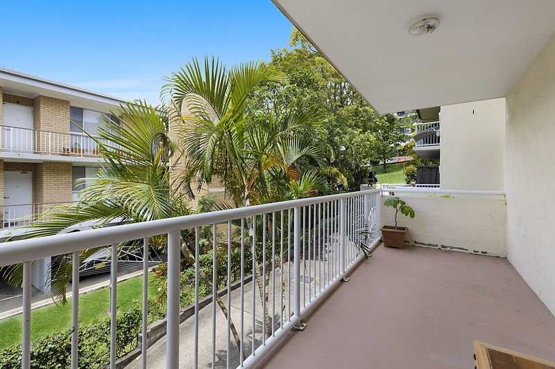 Photo - 4/18-20 Garrick Street, Coolangatta QLD 4225 - Image 8