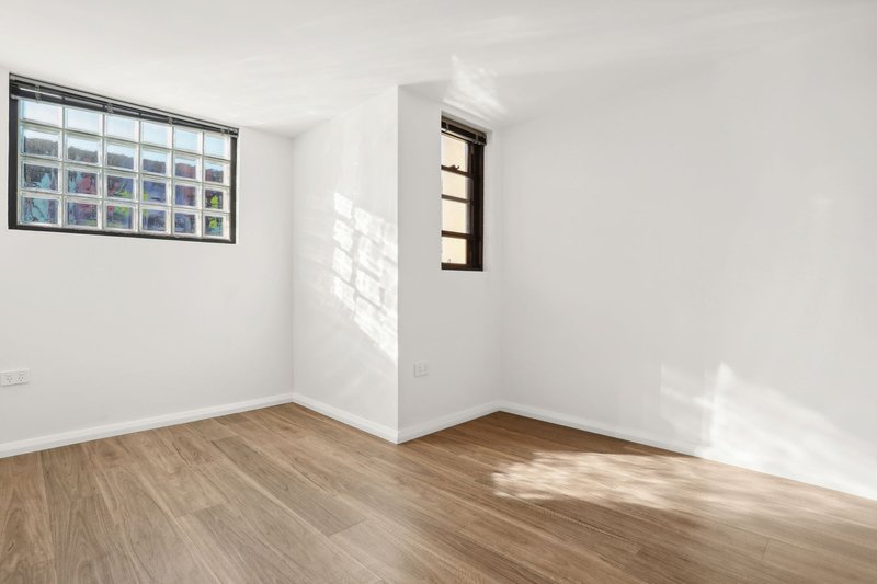 Photo - 4/18-20 Wilson Street, Newtown NSW 2042 - Image 4