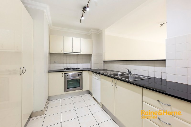 Photo - 4/18-22 Beresford Road, Strathfield NSW 2135 - Image 3