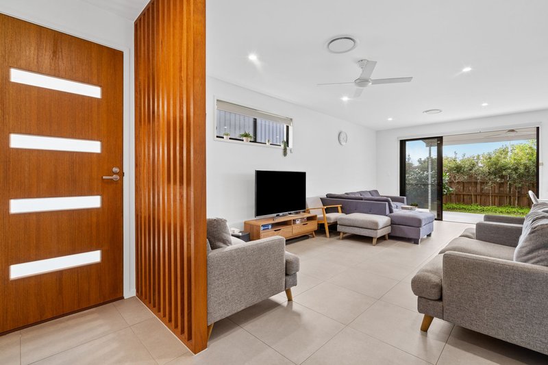 Photo - 41/8 Ben Dalley Drive, Helensvale QLD 4212 - Image 2