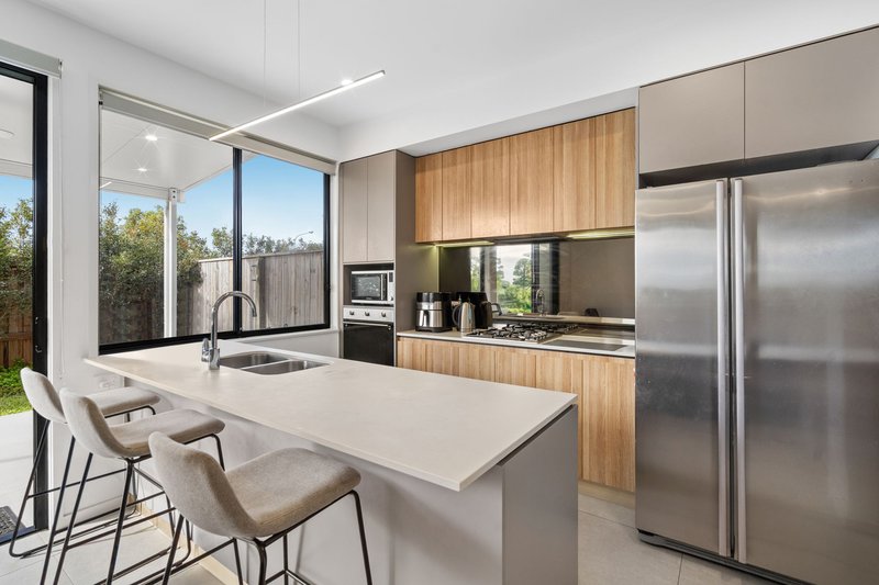 Photo - 41/8 Ben Dalley Drive, Helensvale QLD 4212 - Image 6