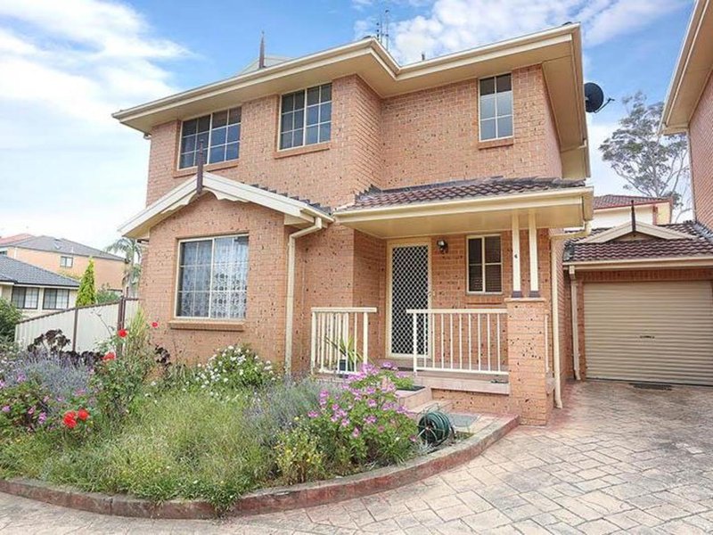 4/18 Boldrewood Ave , Casula NSW 2170