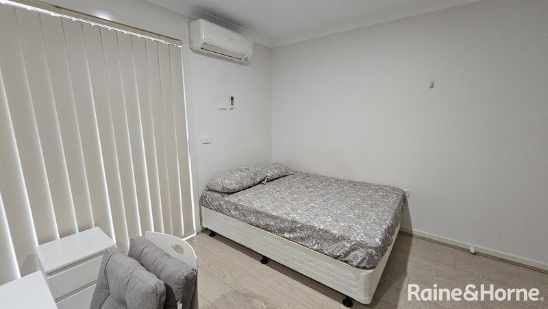 Photo - 4/18 Gunther Avenue, Springvale VIC 3171 - Image 3