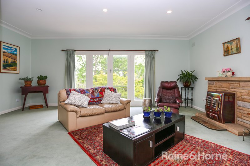 Photo - 418 Howick Street, Bathurst NSW 2795 - Image 3