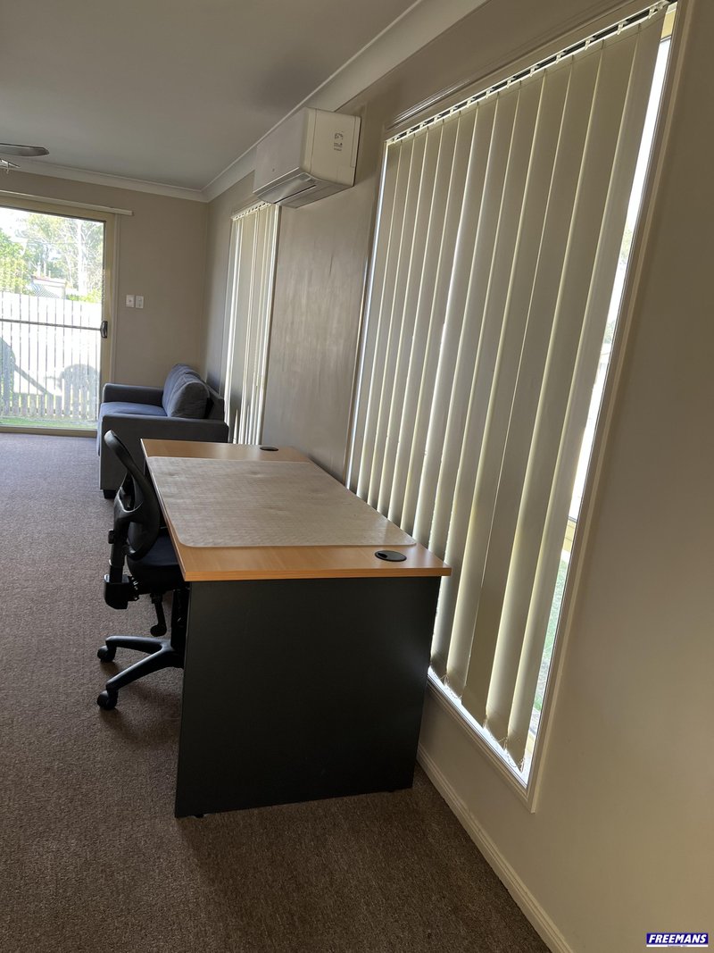 Photo - 4/18 James Street, Kingaroy QLD 4610 - Image 4