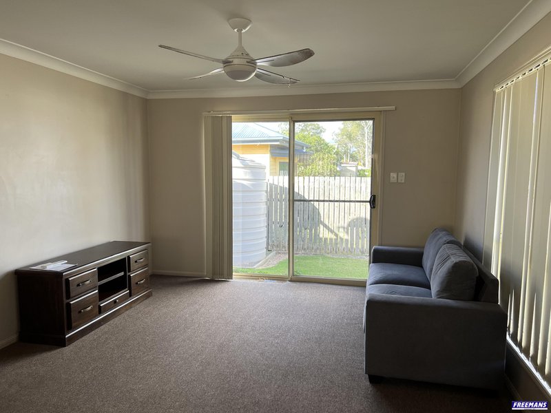 Photo - 4/18 James Street, Kingaroy QLD 4610 - Image 8