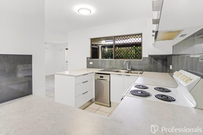 Photo - 4/18 Jensen Street, Manoora QLD 4870 - Image 12
