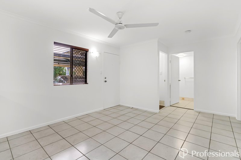 Photo - 4/18 Jensen Street, Manoora QLD 4870 - Image 15