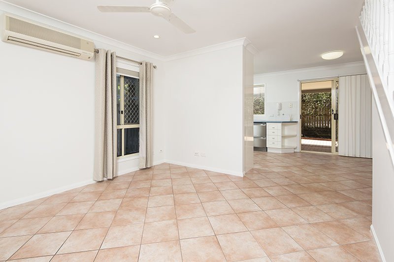 Photo - 4/18 Kreutzer Street, Nundah QLD 4012 - Image 3