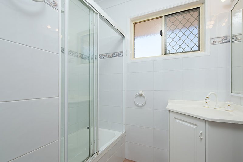 Photo - 4/18 Kreutzer Street, Nundah QLD 4012 - Image 11