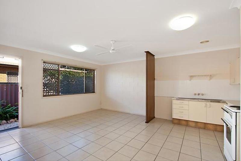 4/18 Sarawak Avenue, Palm Beach QLD 4221