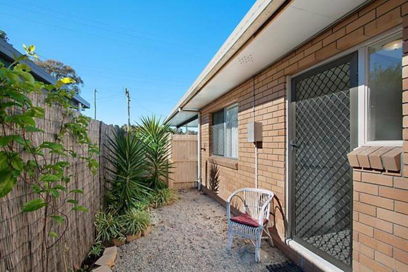 Photo - 4/18 Sarawak Avenue, Palm Beach QLD 4221 - Image 2