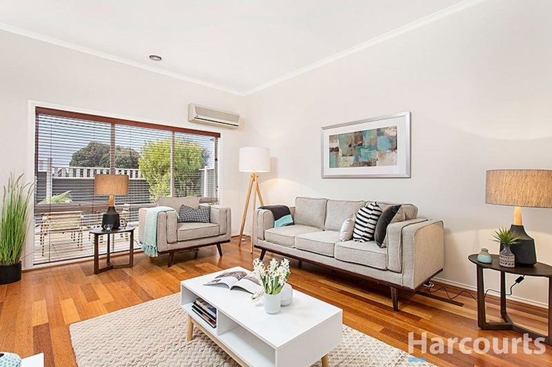 4/18 Tulloch Grove, Glen Waverley VIC 3150