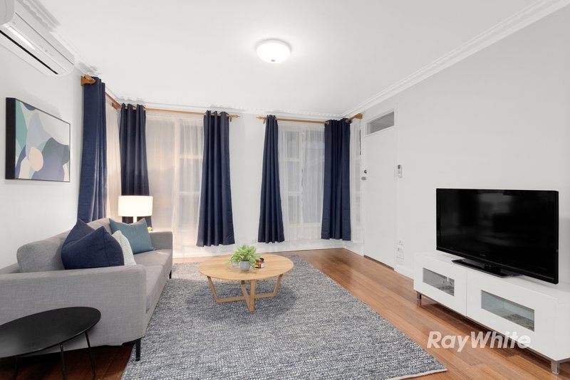 Photo - 4/1800 Malvern Road, Malvern East VIC 3145 - Image 2