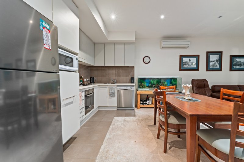 Photo - 418/1-2 Tarni Court, New Port SA 5015 - Image 3