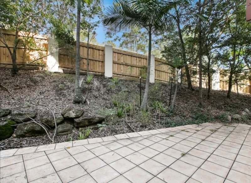 Photo - 4/182 Carmody Road, St Lucia QLD 4067 - Image 7