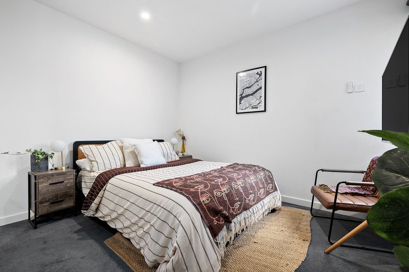 Photo - 4/185 Victoria Avenue, Albert Park VIC 3206 - Image 3