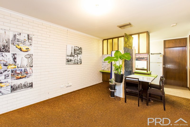 Photo - 4/189 Deakin Avenue, Mildura VIC 3500 - Image 5