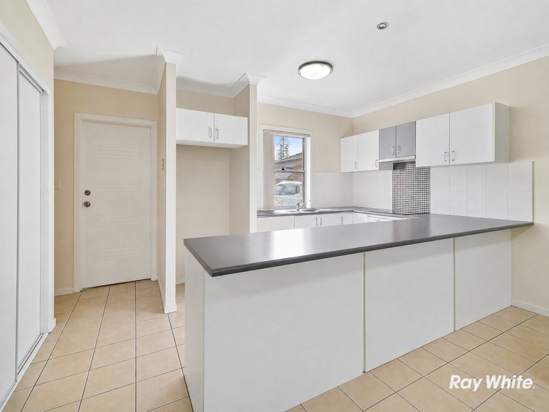 Photo - 4/19-25 Melbury Street, Browns Plains QLD 4118 - Image 7