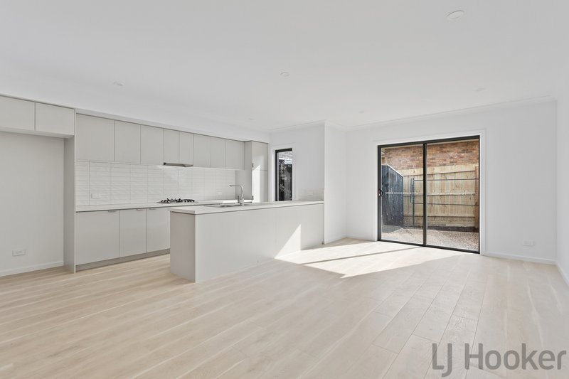 Photo - 4/19 Allandale Road, Boronia VIC 3155 - Image 2