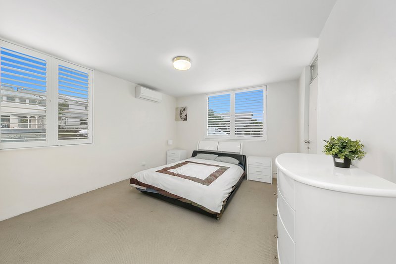 Photo - 4/19 Balmoral Terrace, East Brisbane QLD 4169 - Image 8