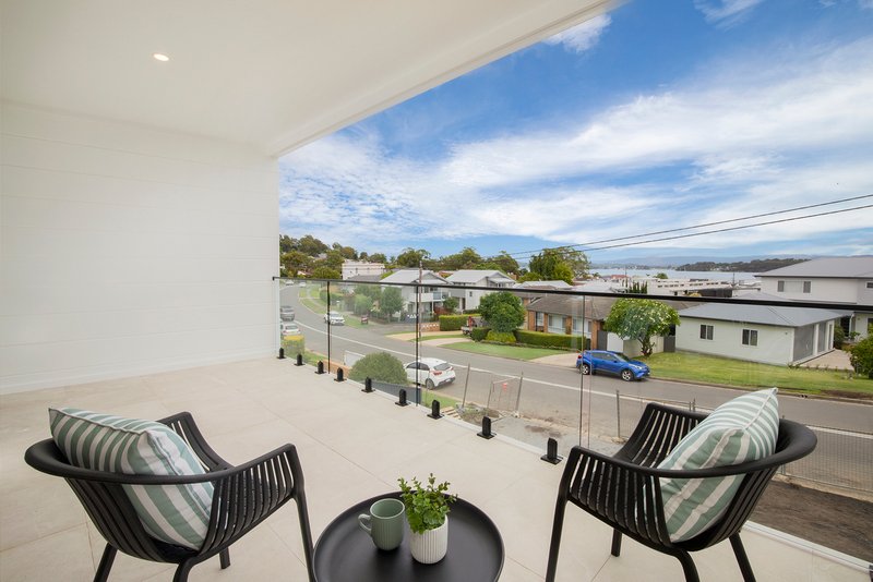 Photo - 4/19 Berringar Road, Valentine NSW 2280 - Image 1