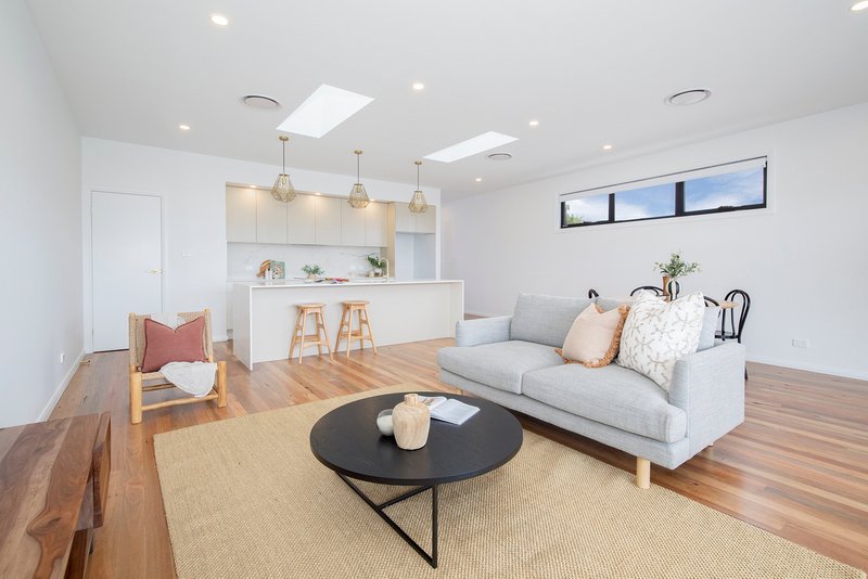 Photo - 4/19 Berringar Road, Valentine NSW 2280 - Image 3