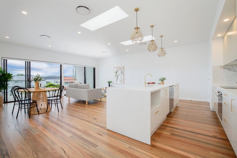 Photo - 4/19 Berringar Road, Valentine NSW 2280 - Image 4