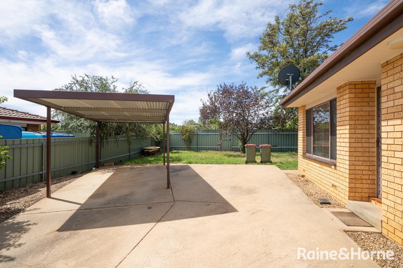 Photo - 4/19 Brunskill Avenue, Forest Hill NSW 2651 - Image 8