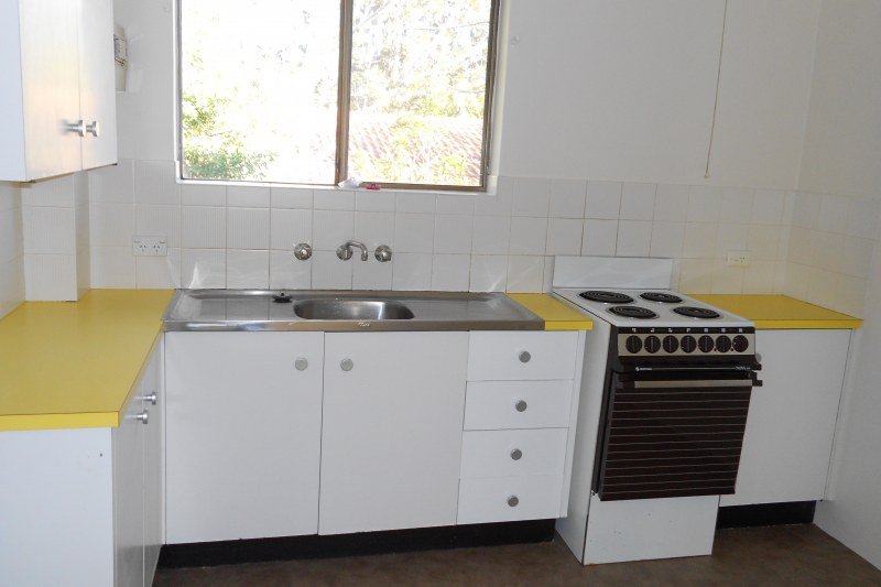 Photo - 4/19 Gordon Street, Woonona NSW 2517 - Image 5