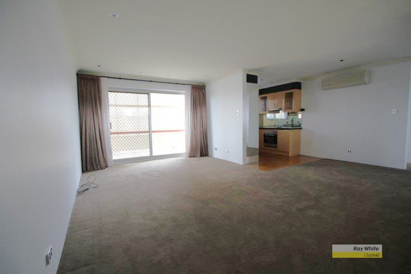 Photo - 4/19 Haig Street, Clayfield QLD 4011 - Image 2