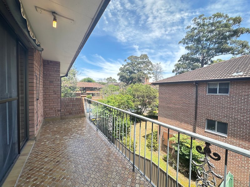 Photo - 4/19 Helen Street, Westmead NSW 2145 - Image 11