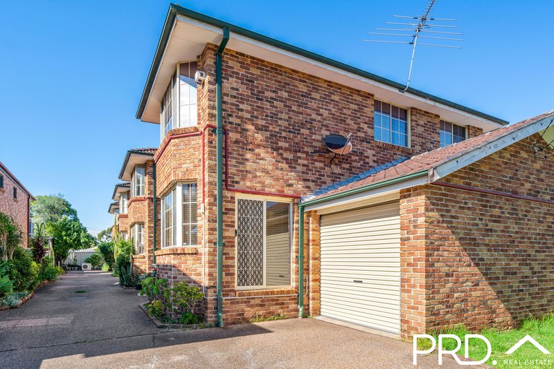 Photo - 4/19 Hixson Street, Bankstown NSW 2200 - Image 2