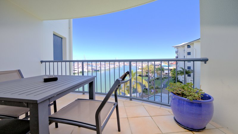 Photo - 419 Mantra Hervey Bay Buccaneer Drive, Urangan QLD 4655 - Image 2